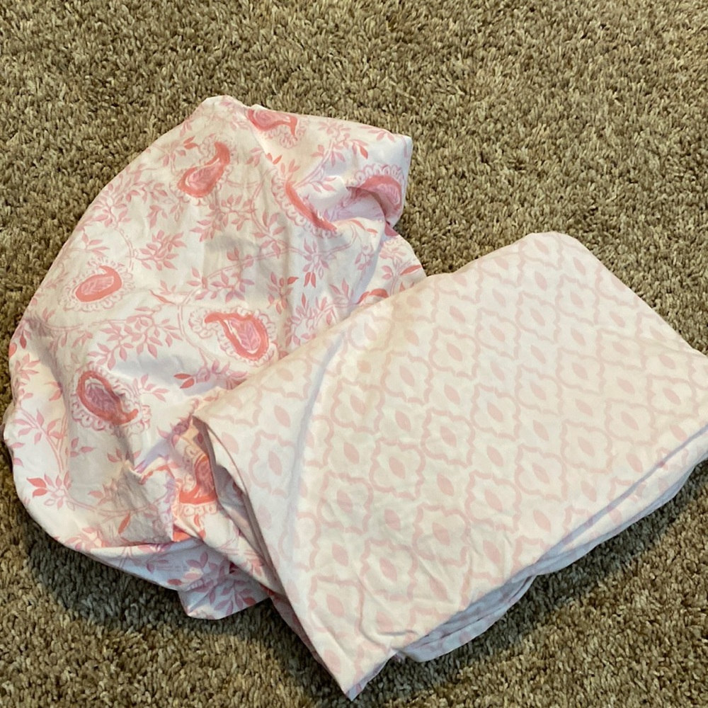 2 pottery barn crib sheets